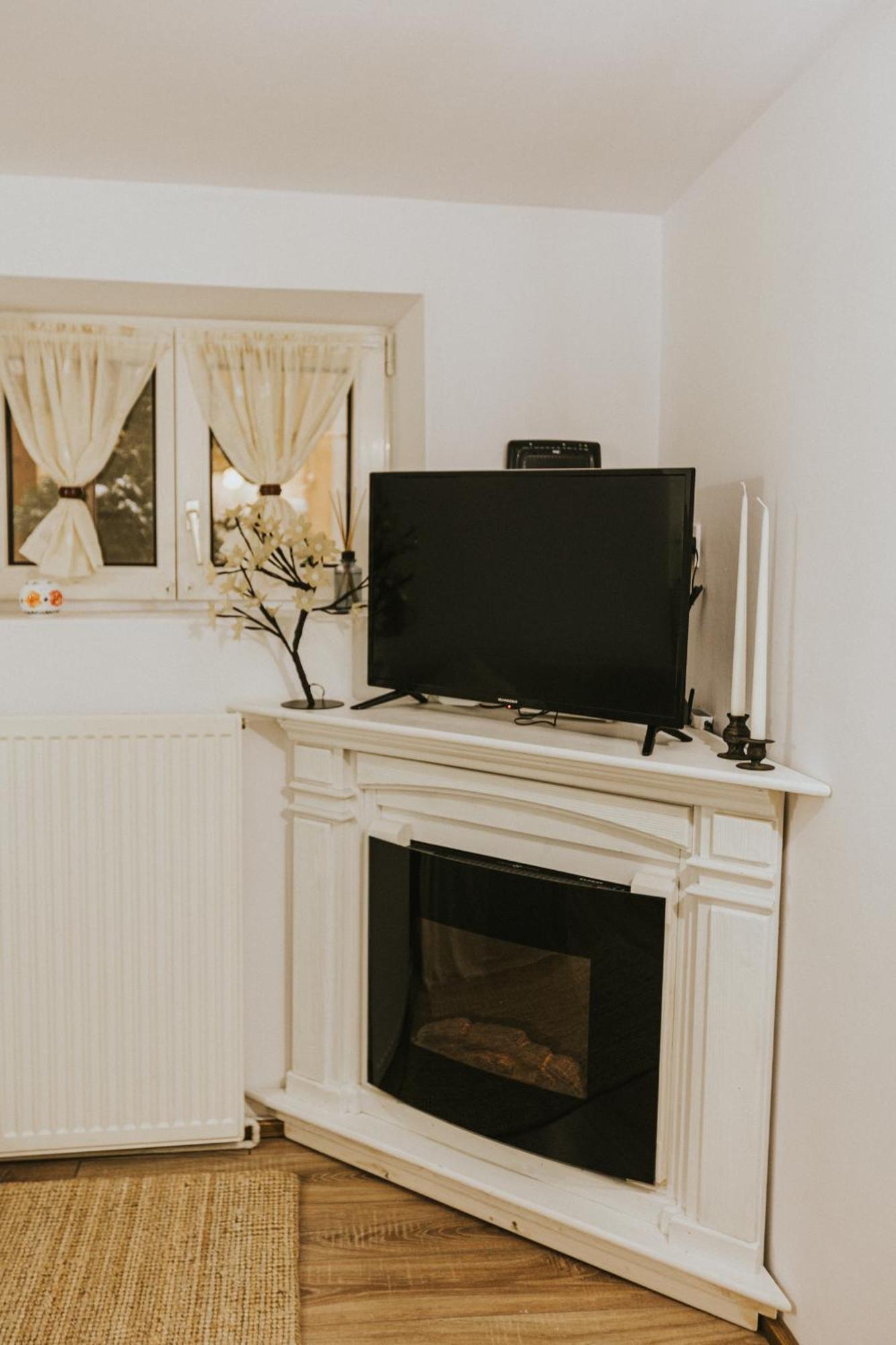 Republicii Rustic Apartament In Brasov City Center エクステリア 写真