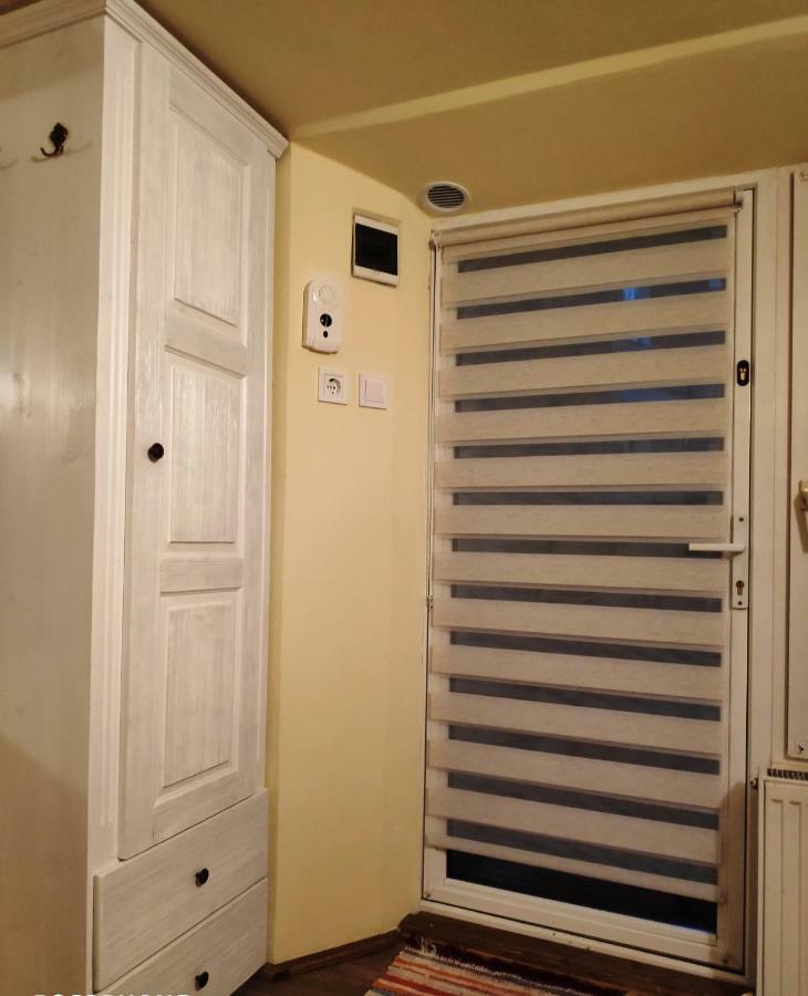 Republicii Rustic Apartament In Brasov City Center エクステリア 写真